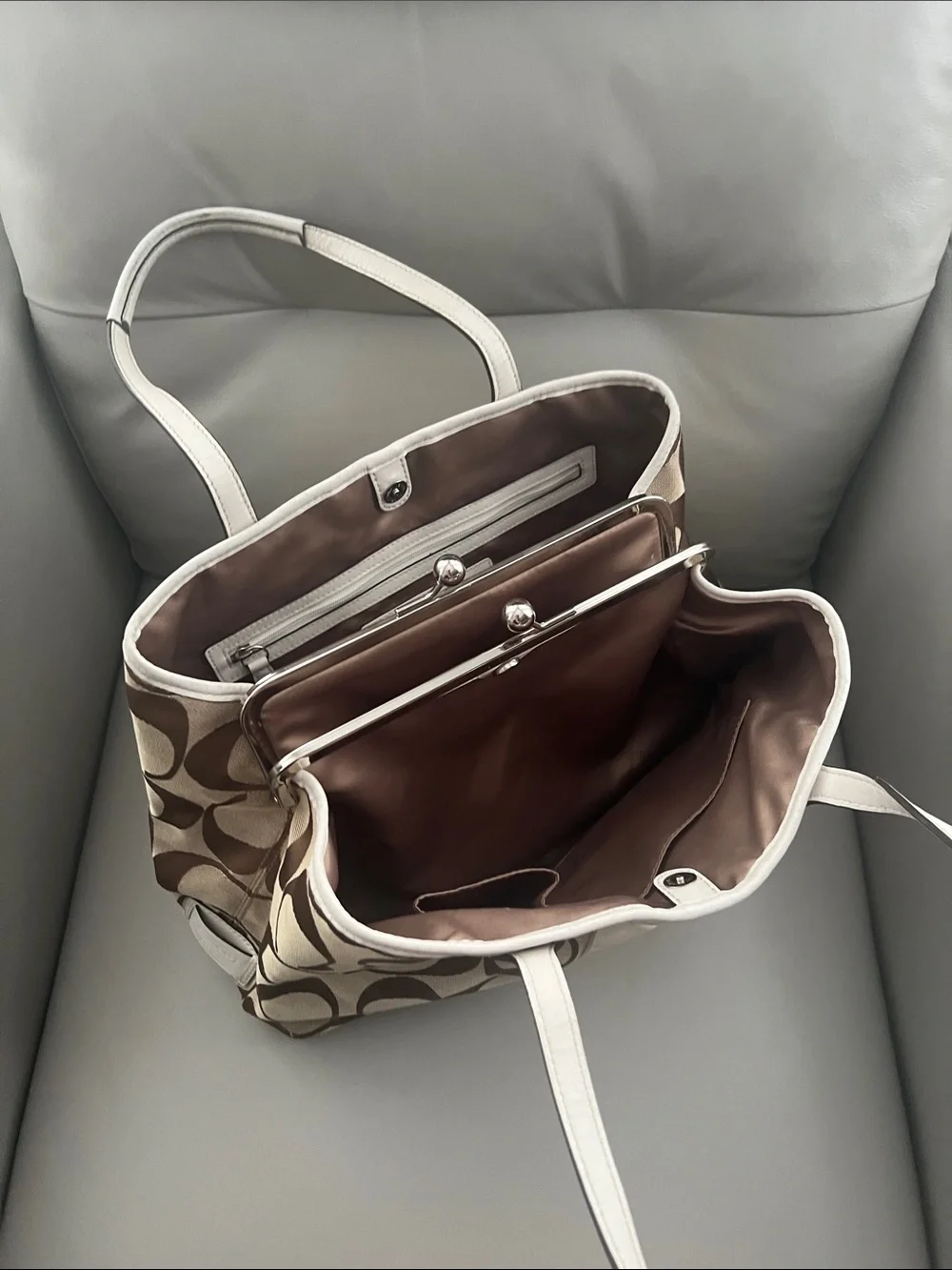 Coach Signature Stripe Kisslock Carryall Cream with Leather Trim